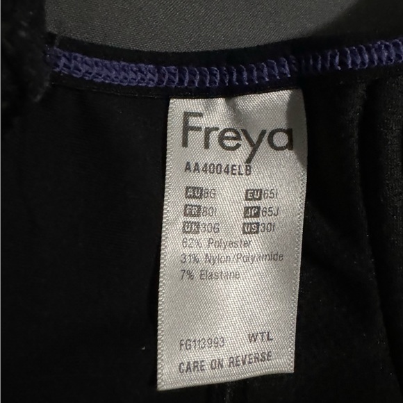 Freya underwire sports bra - Picture 2 of 3